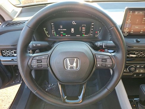 Used 2024 Honda Accord EX-L image 19