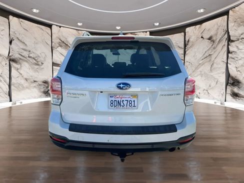 Used 2018 Subaru Forester 2.5i Touring w/ Popular Package #3B image 9