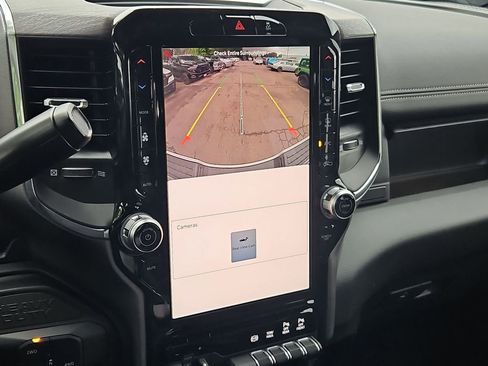 New 2026 RAM 2500 Laramie AWD/4WD image 24