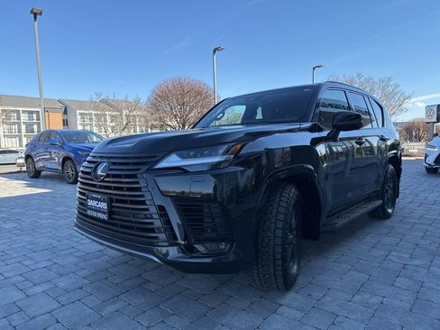 Certified 2025 Lexus LX 700h Overtrail image 7