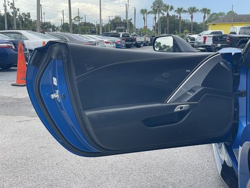 Used 2016 Chevrolet Corvette Z06 w/ 3LZ Preferred Equipment Group RWD image 38