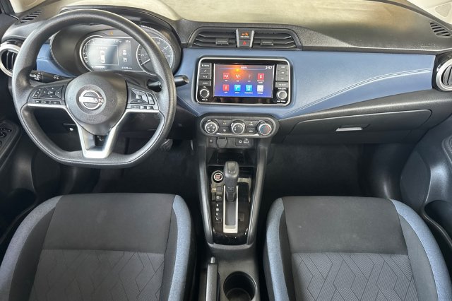 Used 2023 Nissan Versa SV FWD image 14