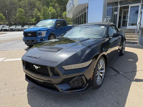 New 2025 Ford Mustang GT Premium image 3