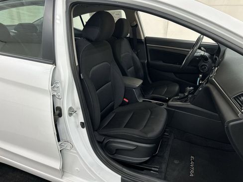 Used 2018 Hyundai Elantra SEL FWD image 22