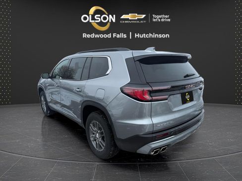 Used 2025 GMC Acadia Elevation image 3