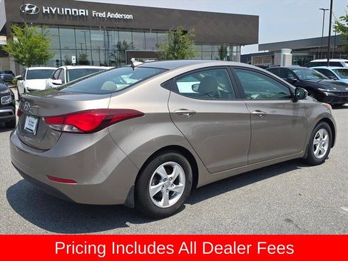 Used 2014 Hyundai Elantra SE FWD image 3