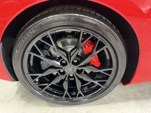 Used 2025 Chevrolet Corvette Stingray Preferred Cpe w/ Battery Protection Package RWD image 27