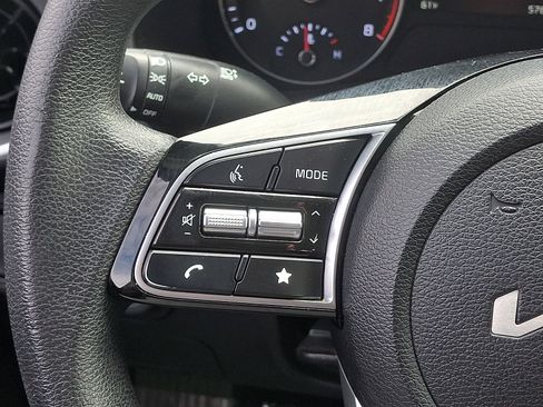 Certified 2024 Kia Forte LXS FWD image 21
