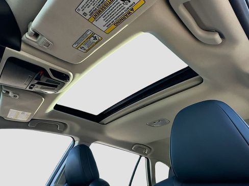 Used 2023 Subaru Outback Limited image 23