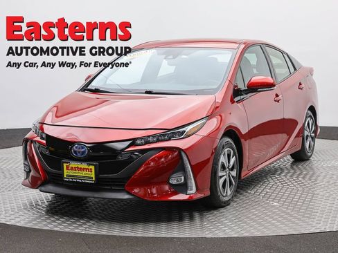 Used 2018 Toyota Prius Prime Advanced FWD image 1