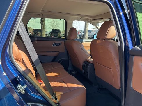 New 2026 Nissan Rogue Platinum w/ Platinum Premium Package image 17