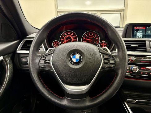 Used 2018 BMW 330i xDrive Sedan w/ Convenience Package AWD/4WD image 20