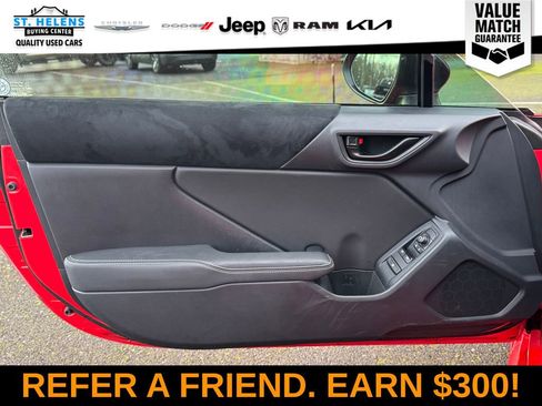 Used 2023 Toyota GR86 Premium w/ ALL Weather Mat Package (TMS) image 17