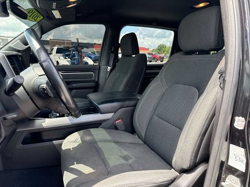 Used 2019 RAM 1500 Big Horn AWD/4WD image 13