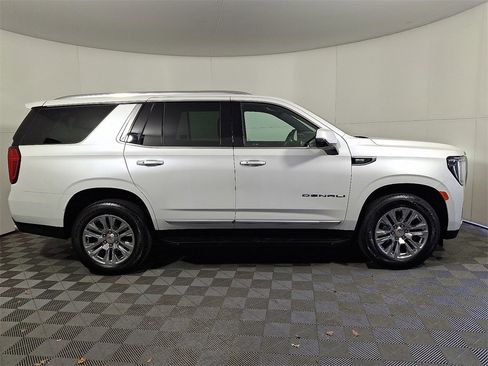 Used 2023 GMC Yukon Denali image 6
