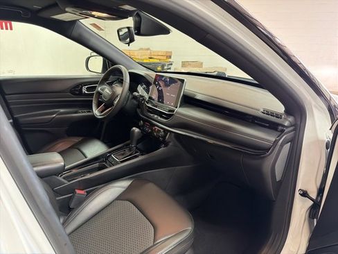 Used 2022 Jeep Compass Altitude image 20