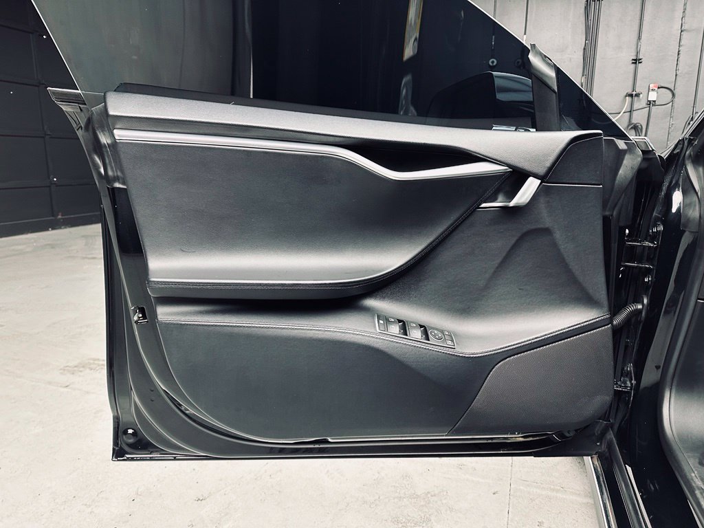 Used 2013 Tesla Model S Performance RWD image 18