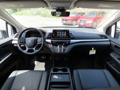 New 2026 Honda Odyssey EX-L image 18