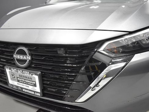 Certified 2025 Nissan Sentra S FWD image 11