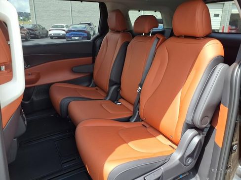 New 2026 Kia Carnival SX Prestige image 38