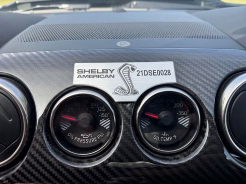 Used 2021 Ford Mustang Shelby GT500 w/ Carbon Fiber Track Pack RWD image 36
