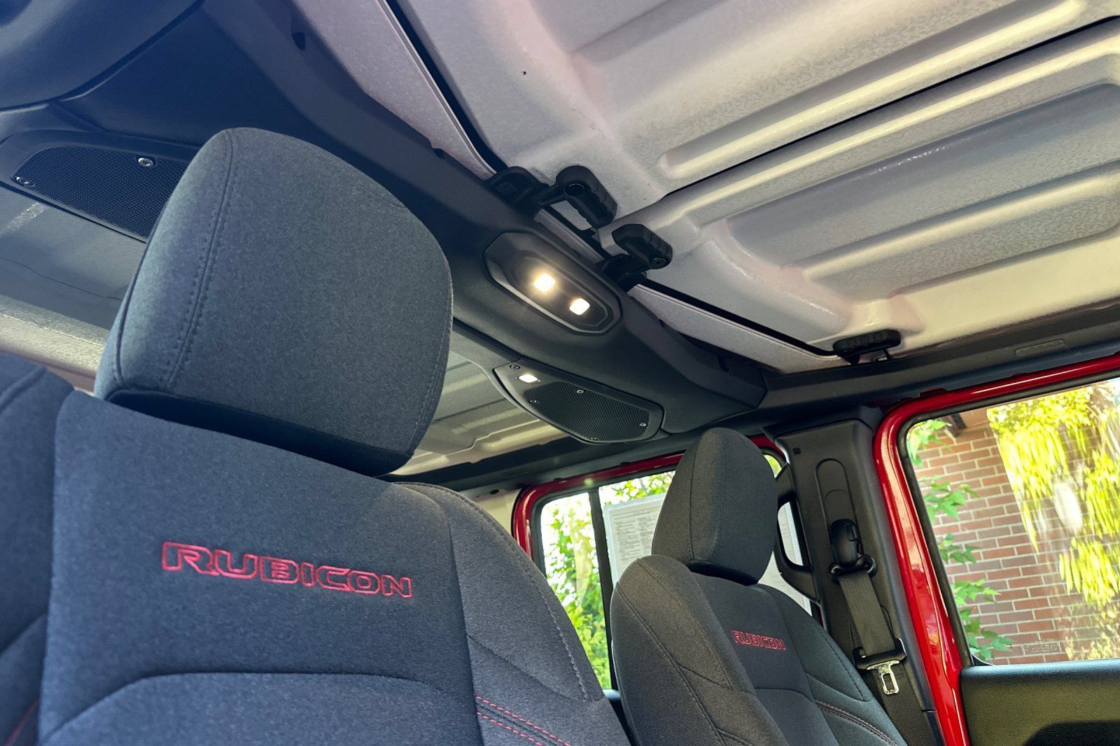 Used 2025 Jeep Wrangler Unlimited Rubicon AWD/4WD image 21