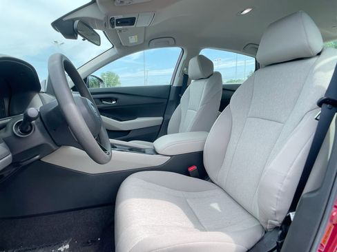 Used 2025 Honda Accord LX image 12