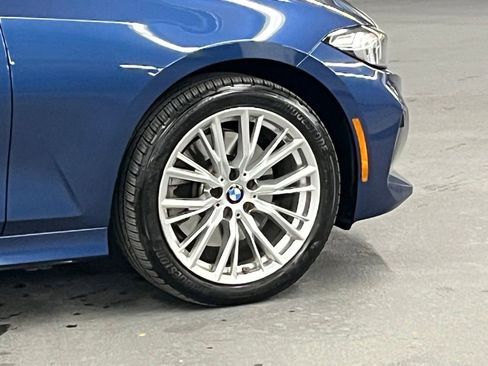Used 2023 BMW 330i xDrive Sedan w/ Driving Assistance Package image 40