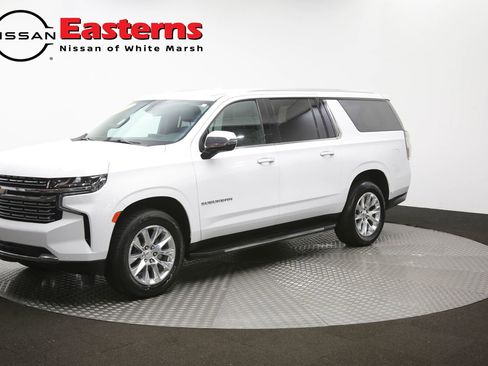 Used 2023 Chevrolet Suburban Premier RWD image 59