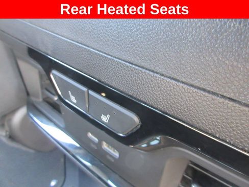 Certified 2025 GMC Sierra 1500 AT4 w/ AT4 Premium Package AWD/4WD image 24