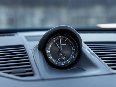 Certified 2025 Porsche 911 Turbo image 38