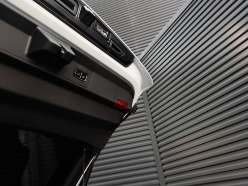 Certified 2026 Porsche Panamera Turbo S AWD/4WD image 34