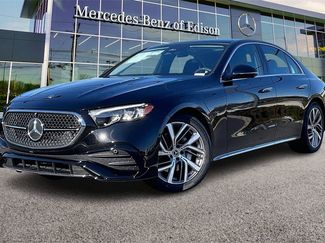 New 2026 Mercedes-Benz E 350 4MATIC Sedan video 2