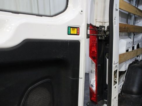 Used 2019 Ford Transit 250 130 Low Roof w/ Exterior Upgrade Package image 26