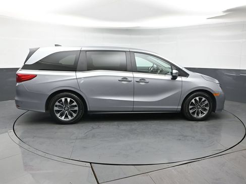 Used 2024 Honda Odyssey EX-L image 7