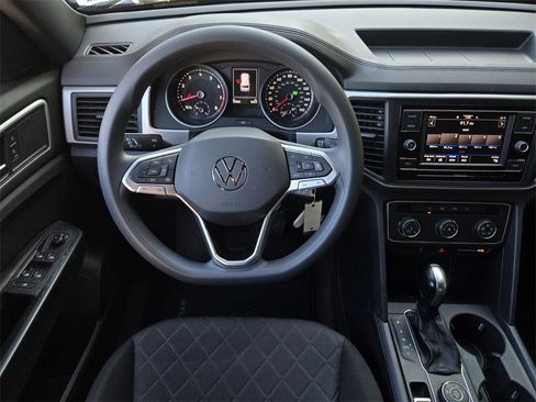 Used 2020 Volkswagen Atlas Cross Sport S image 11