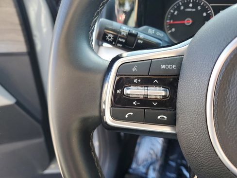 Certified 2023 Kia Sorento EX image 29