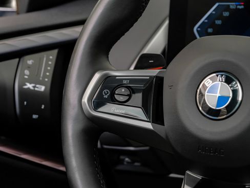Used 2025 BMW X3 xDrive30i AWD/4WD image 21