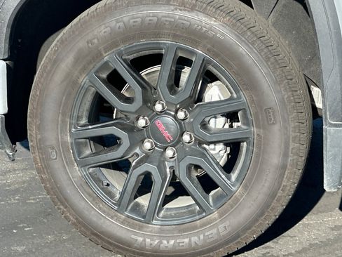 Used 2024 GMC Sierra 1500 Elevation image 45