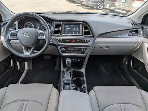 Used 2018 Hyundai Sonata Limited image 14