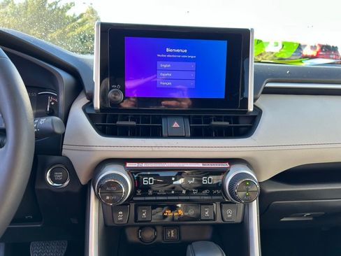 Used 2025 Toyota RAV4 XLE w/ Convenience Package image 17