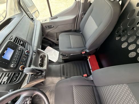 Used 2025 Ford Transit 250 Low Roof w/ Exterior Upgrade Package RWD image 23