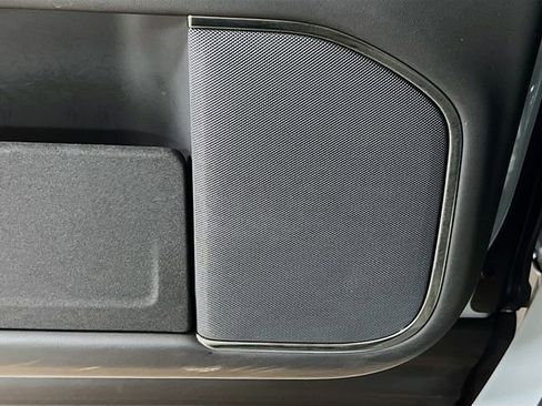 Used 2025 Rivian R1S Adventure image 18