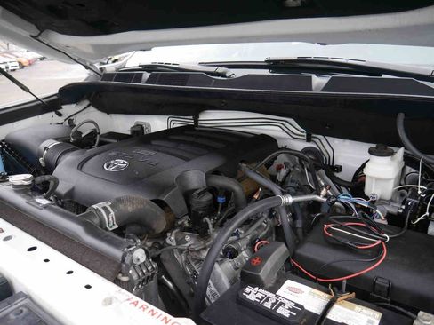 Used 2020 Toyota Tundra SR5 w/ SR5 Upgrade Package image 14