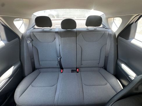 Used 2025 Kia K4 FWD image 37