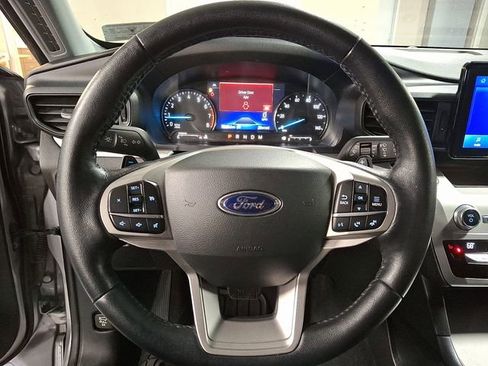 Used 2021 Ford Explorer XLT w/ Class III Trailer Tow Package image 19
