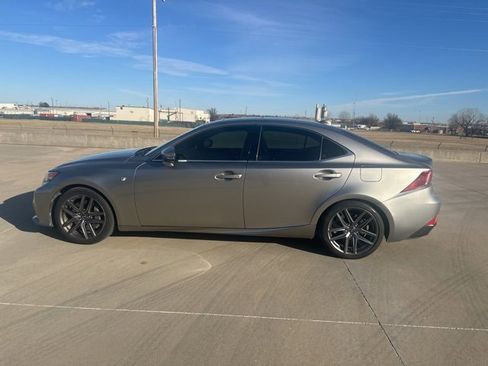 Used 2016 Lexus IS 200t 200t w/ F Sport Package image 8