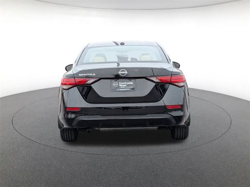 Used 2025 Nissan Sentra SV w/ SV Premium Package image 6