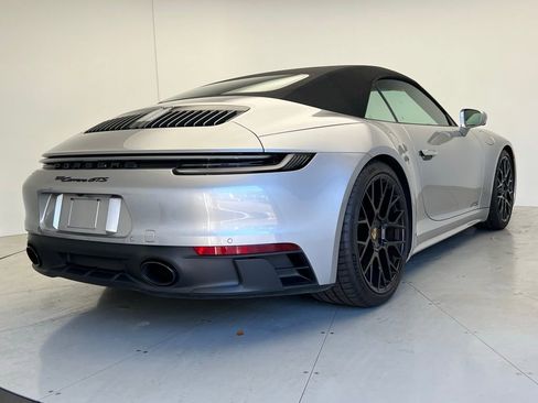 Certified 2024 Porsche 911 Carrera GTS RWD image 31