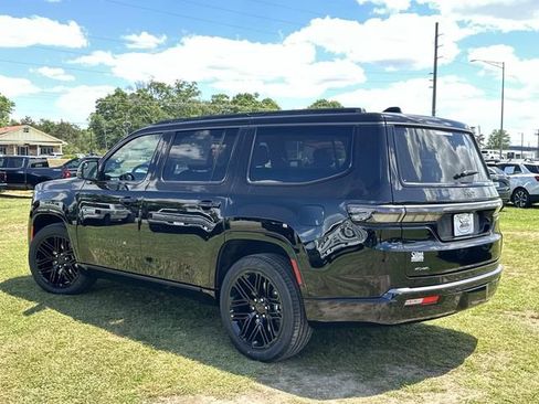 New 2026 Jeep Grand Wagoneer Limited AWD/4WD image 15